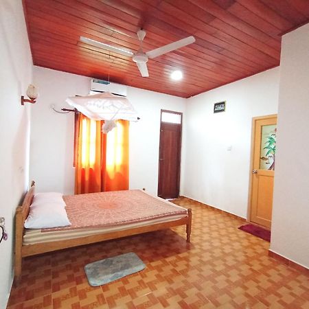 Sihara Rooms & Hostel Matara Exteriör bild